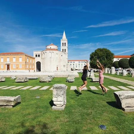 Stunning In * Gornji Karin